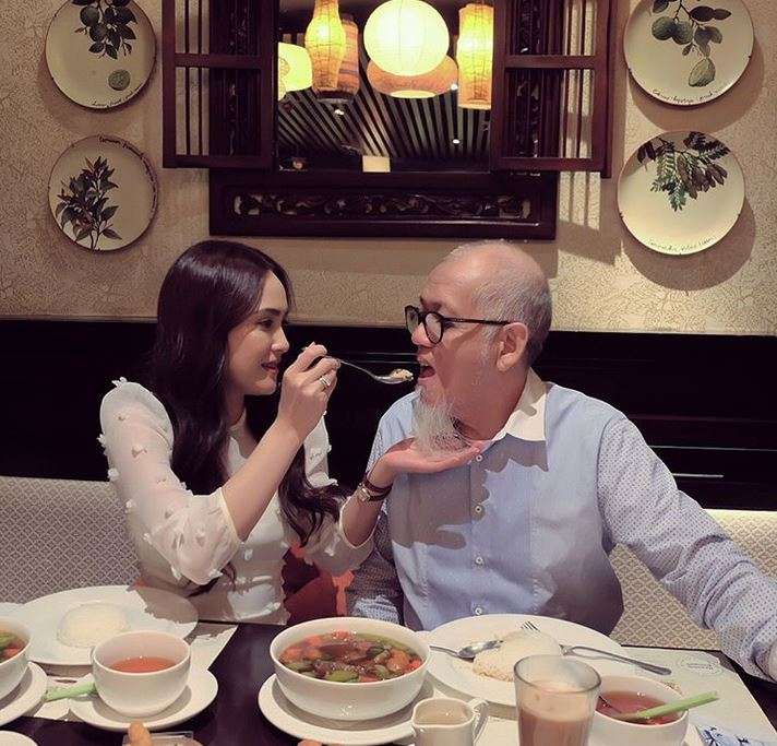 Beda Keyakinan, Ini Momen Harmonis Shandy Aulia dan Keluarga