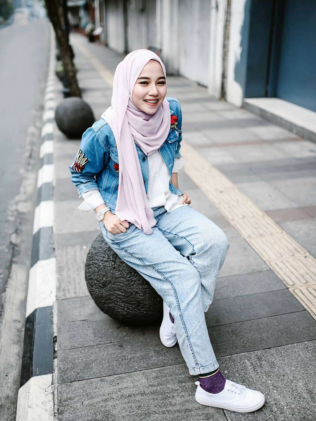 Tips Jalan-jalan Santai ala Arrum Fitri Larasati 
