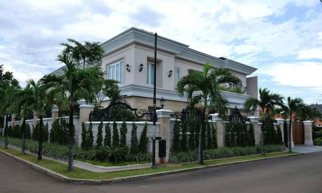 Intip Penampakan Mewahnya Rumah 5 Seleb Tanah Air