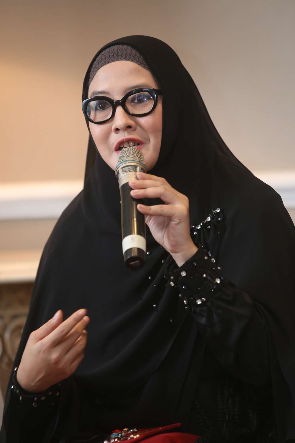 4 Seleb Tanah Air Ini Terjun Langsung ke Palestina