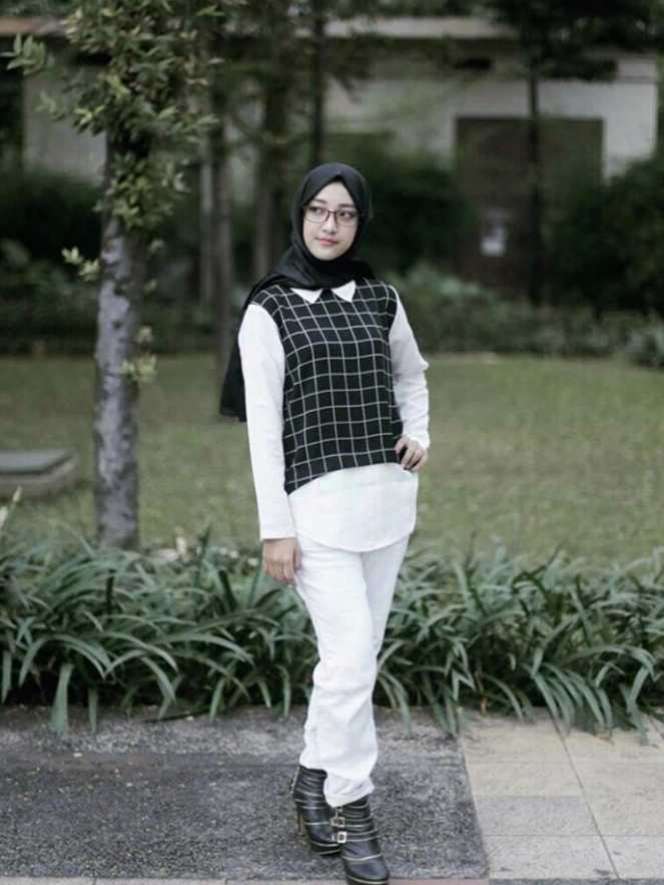 Tampil Trendy ke Kantor Bersama Octavia