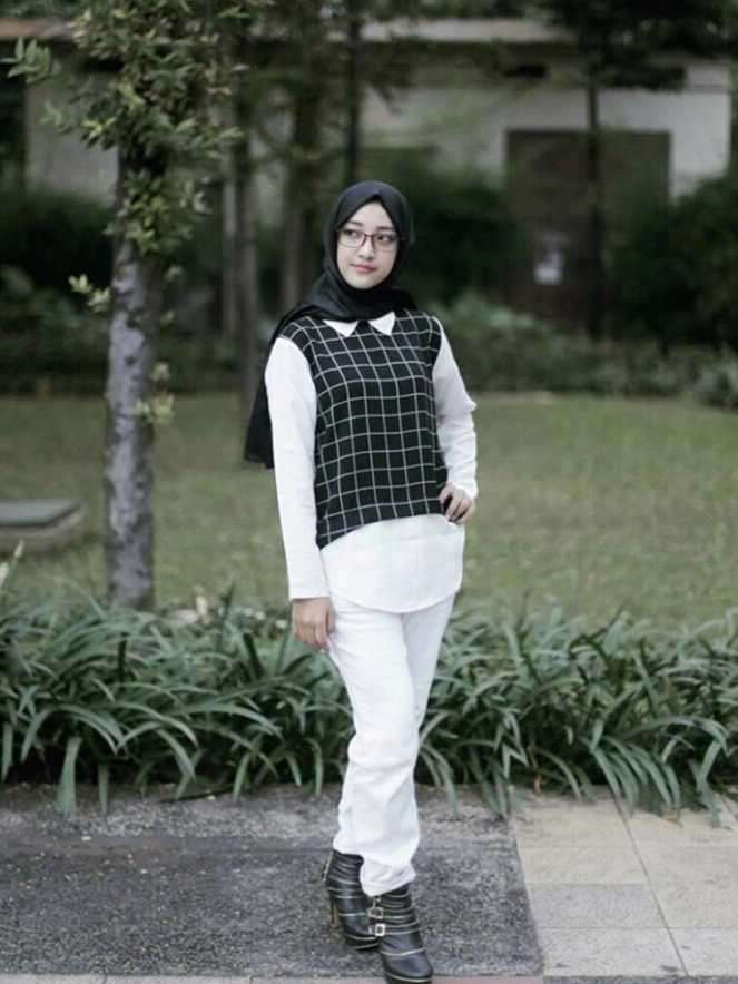 Tampil Trendy ke Kantor Bersama Octavia