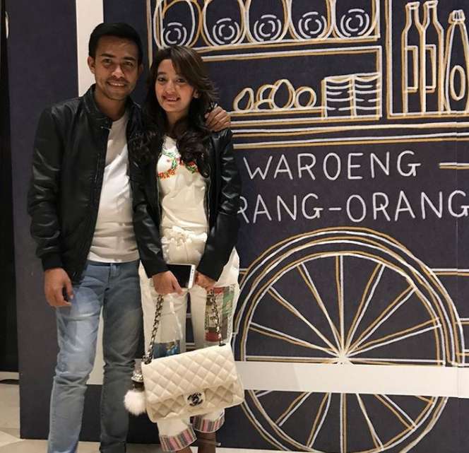 Mirip Artis, Cantiknya Istri Fildan Baubau D'Academy Asia 3