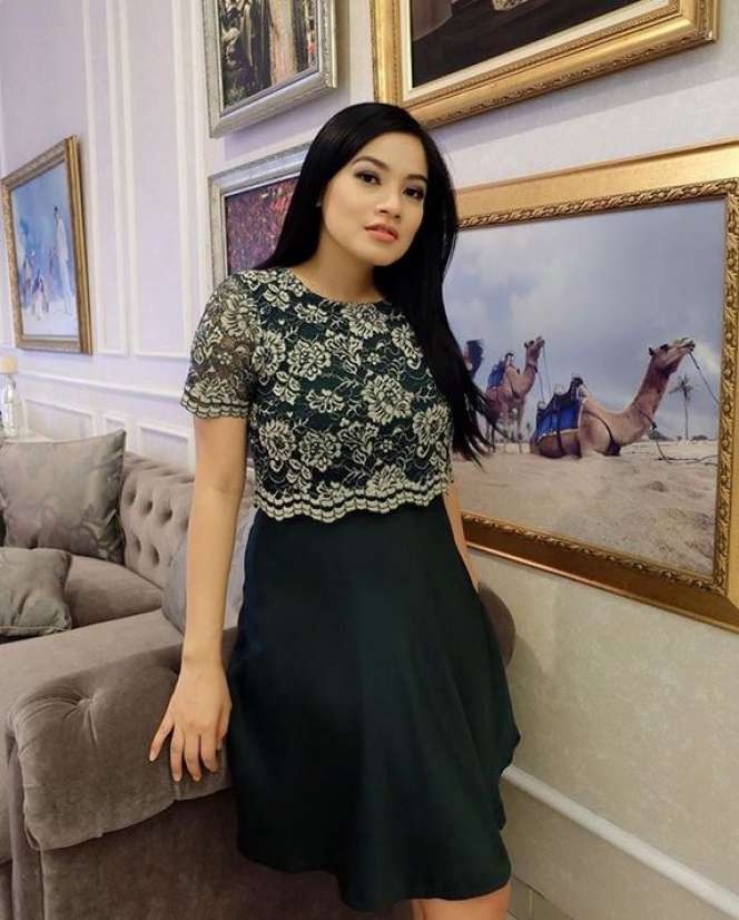 Badan Titi Kamal Bikin Takjub Usai Melahirkan