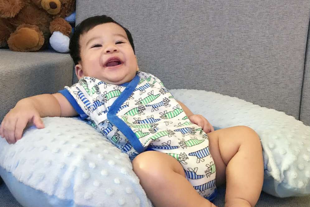 Pipi Tembam Anak Putri Titian Sukses Bikin Gemas!