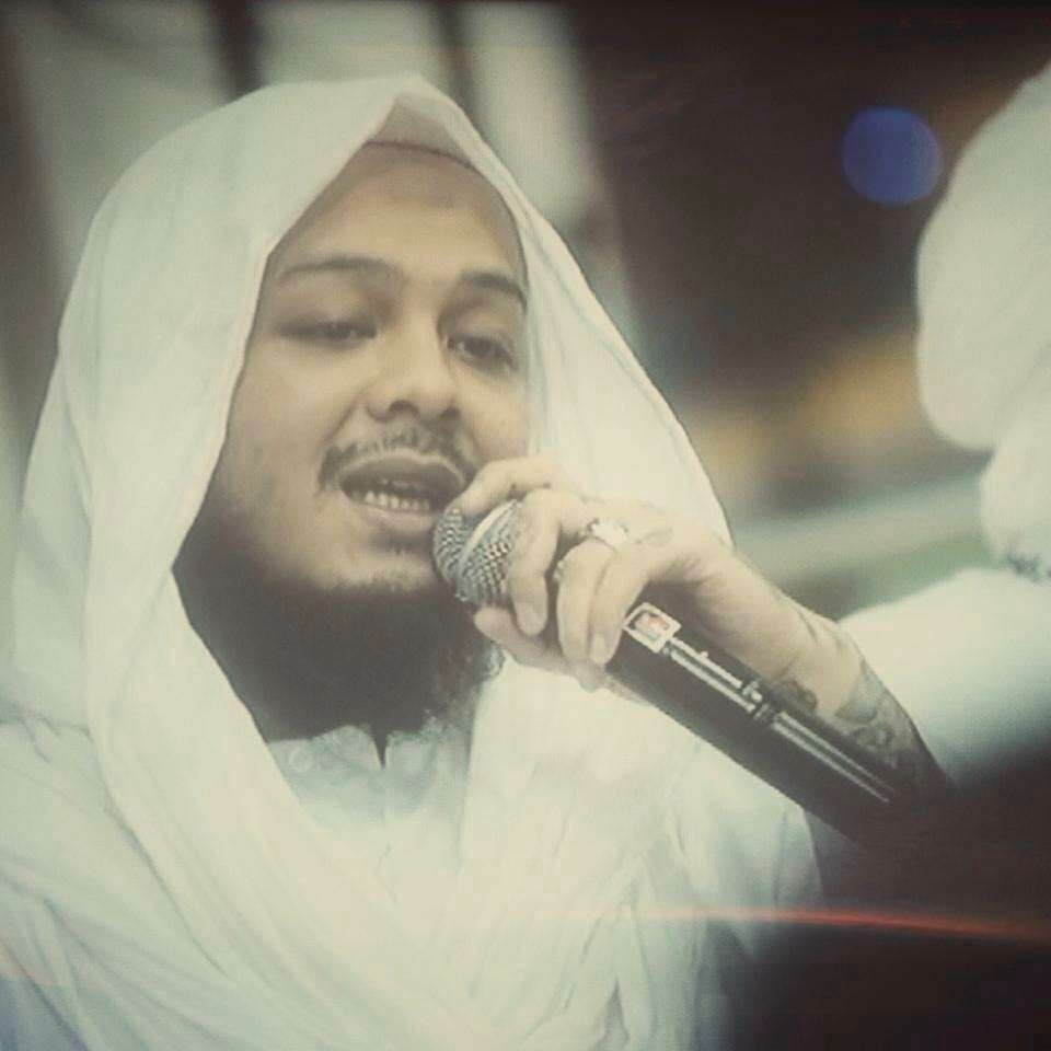 Kisah Hidup Iqbal Azhari, dari Jalanan Hingga Jadi Dai