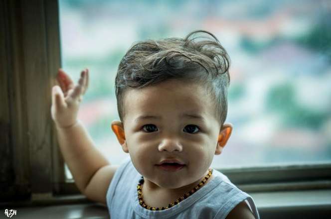 Baru Setahun, 6 Potret Menggemaskan Arsya Hermansyah