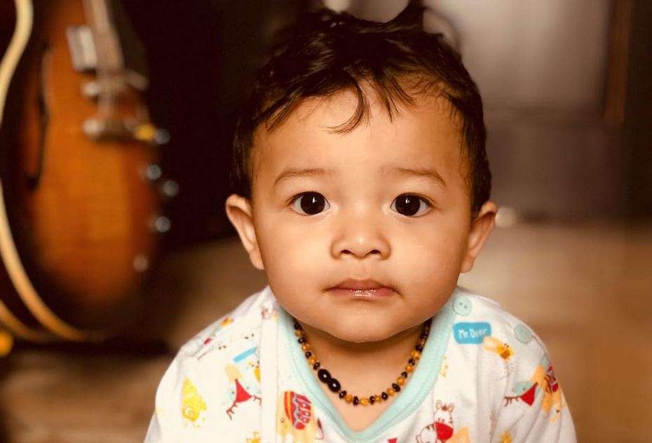 Baru Setahun, 6 Potret Menggemaskan Arsya Hermansyah