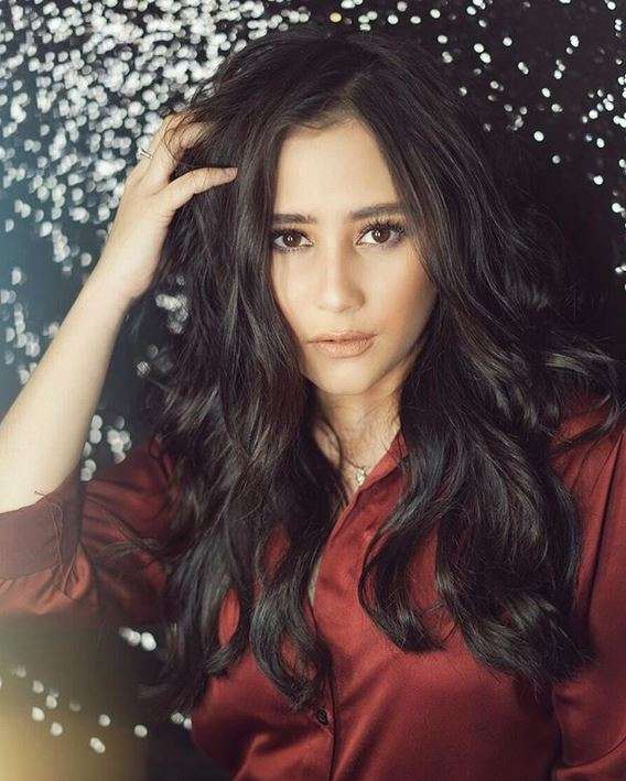 4 Artis Muda yang Sukses Kelola Bisnisnya