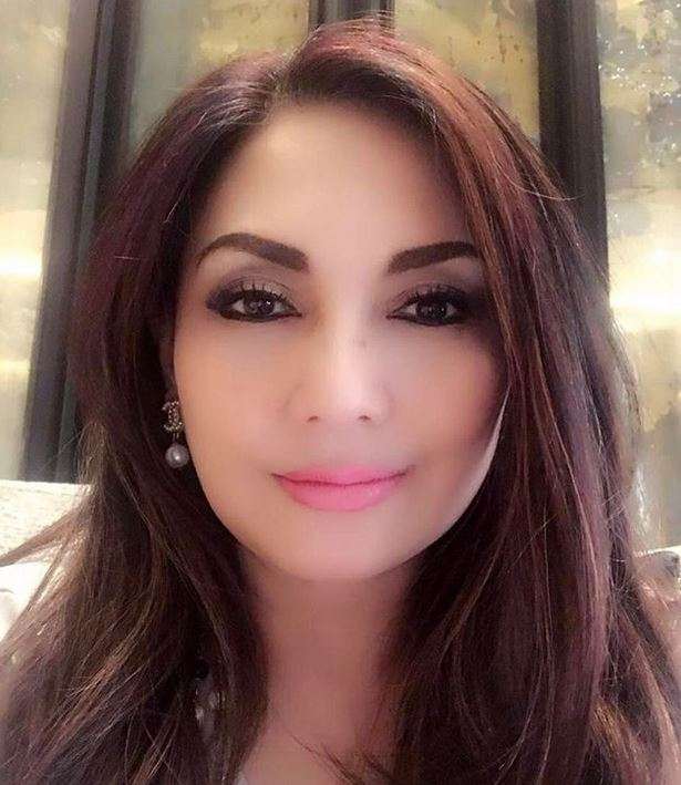 Berusia Setengah Abad, Nia Daniaty Makin Memesona