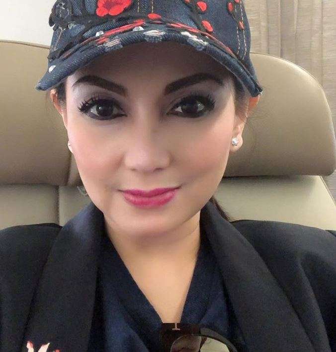 Berusia Setengah Abad, Nia Daniaty Makin Memesona
