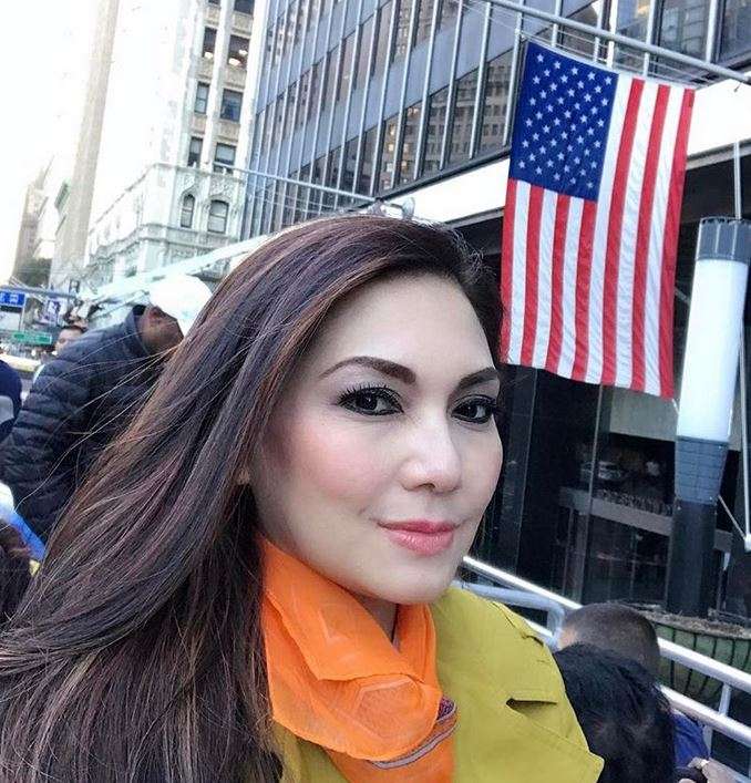 Berusia Setengah Abad, Nia Daniaty Makin Memesona