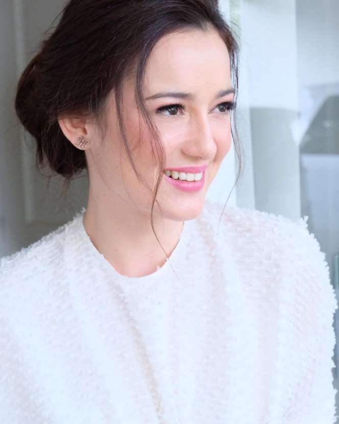 Tak Takut Bau Mulut, 5 Artis Cantik Ini Doyan Makan Pete