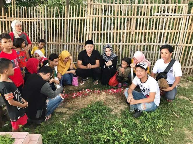 Momen Angel Lelga Bersama Anak Vicky Prasetyo