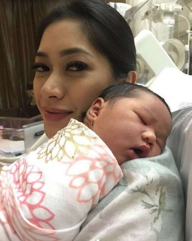 Baby Gaia, Putri Aliya Rajasa yang Mirip Ani Yudhoyono