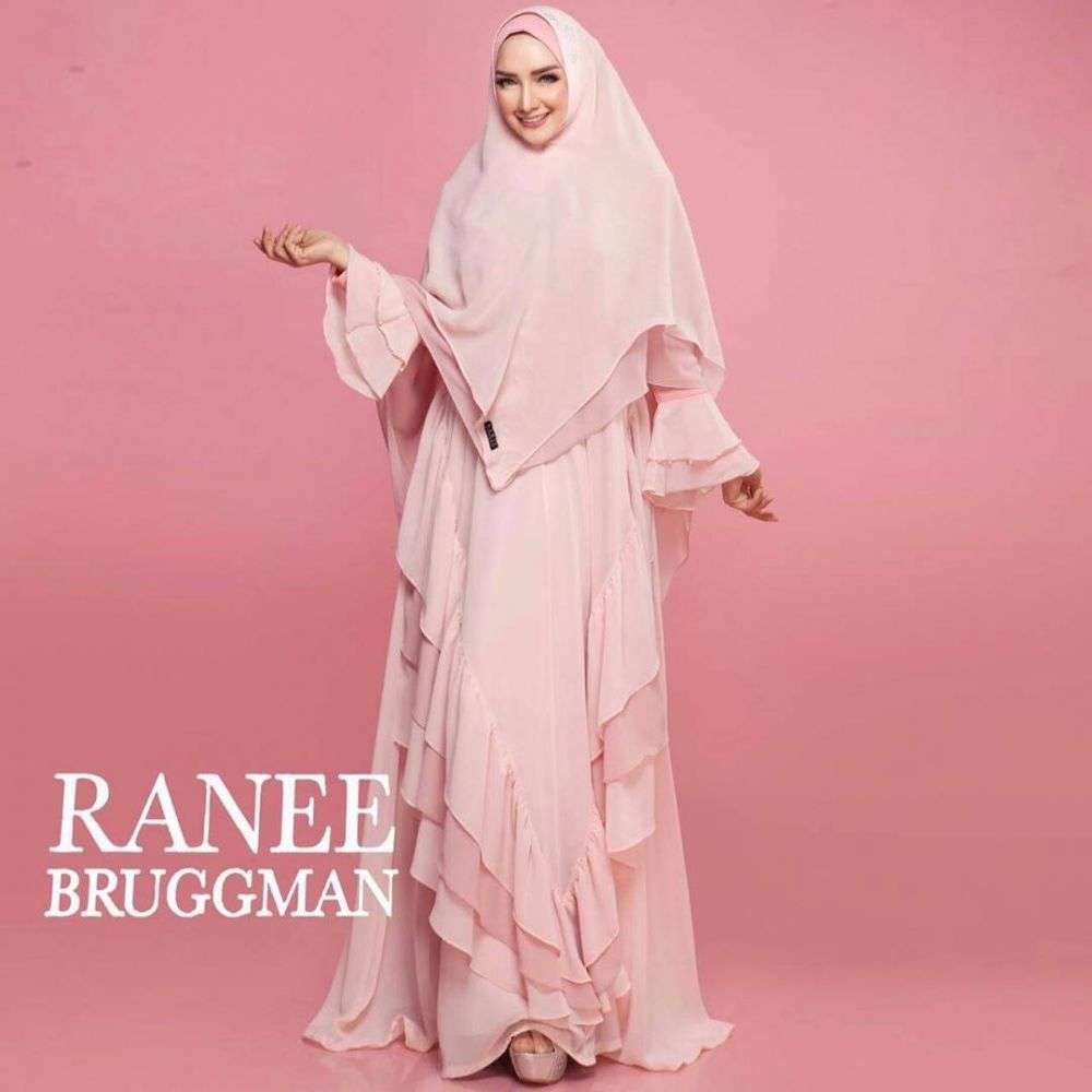 5 Seleb yang Berbisnis Hijab 