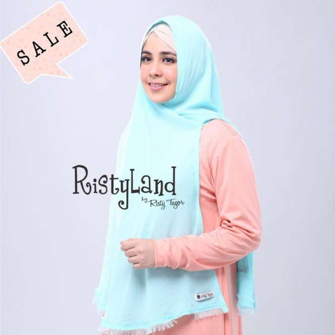 5 Seleb yang Berbisnis Hijab 