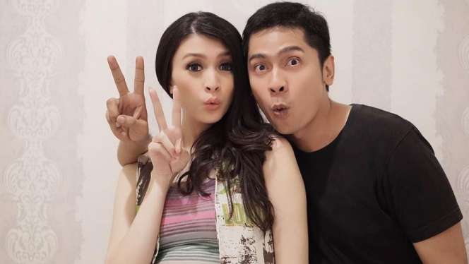 Selamat! Donita dan Adi Nugroho Dikaruniai Anak Kedua