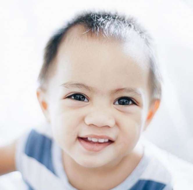 6 Anak Seleb Bermata Indah