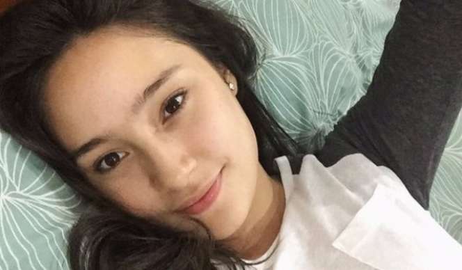Intip Foto 10 Seleb Cantik Ini Saat Bangun Tidur