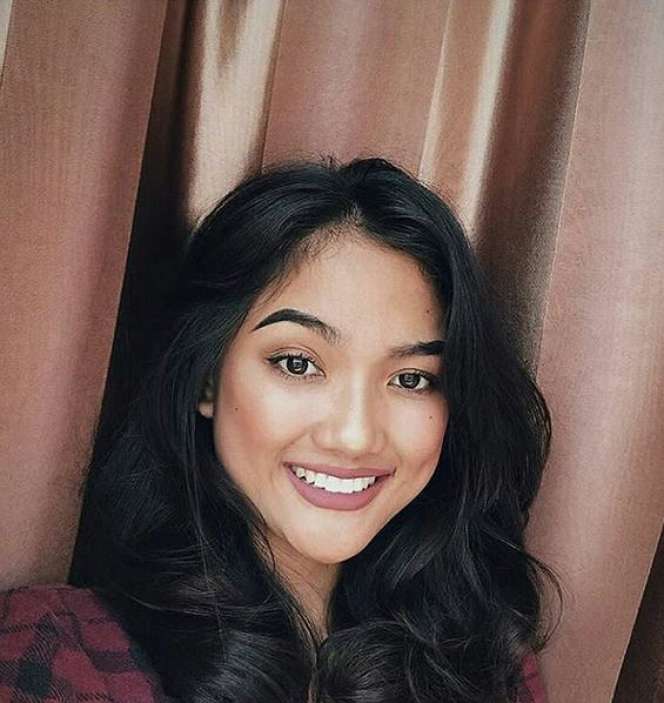 Pesona Marion Jola, Kontestan Idol yang Curi Perhatian