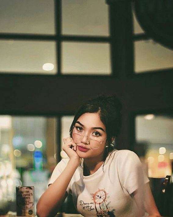 Pesona Marion Jola, Kontestan Idol yang Curi Perhatian
