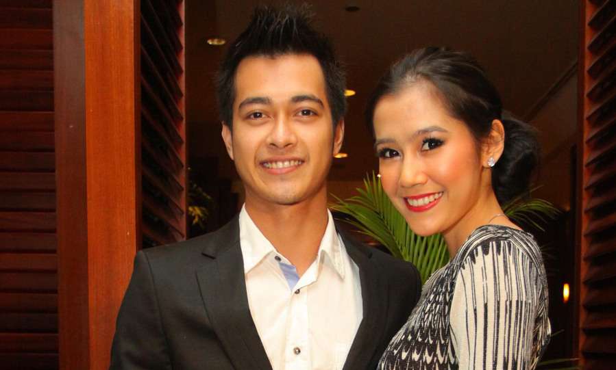 Kerap Tampil Mesra, 5 Pasangan Seleb Ini Tak Jadi Nikah