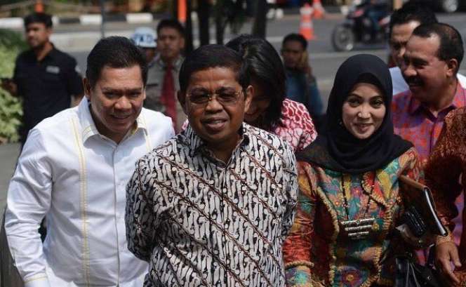Pesona Kecantikan Ridho Ekasari, Istri Mensos Idrus Marham
