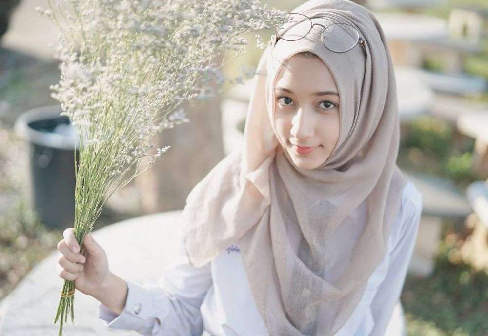 Pesona Kecantikan Selebgram Hijab Mirror Bersaudara