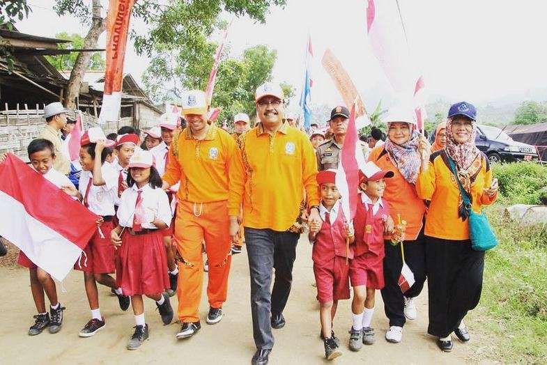 6 Potret Gus Ipul Cagub Jatim