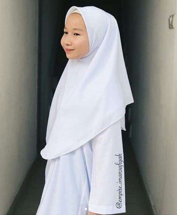 Berusia 14 Tahun, Gadis Ini Jadi Pengusaha Hijab