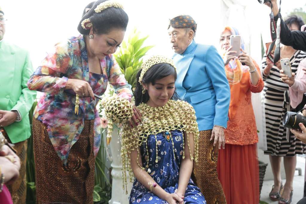 Jelang Nikah, Ardina Rasti Gelar Pengajian dan Siraman