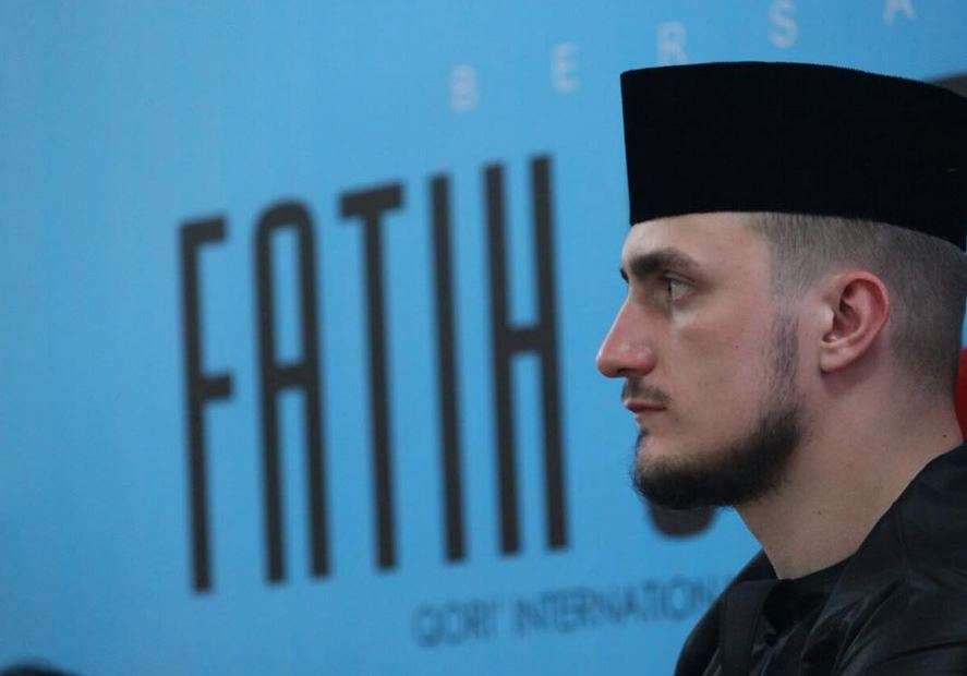 Fatih Seferagic, Hafiz Ganteng Asal Amerika Serikat