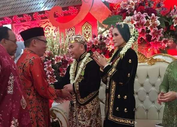 Mantan Suami Ussy Nikahi Gadis 19 Tahun Lebih Muda