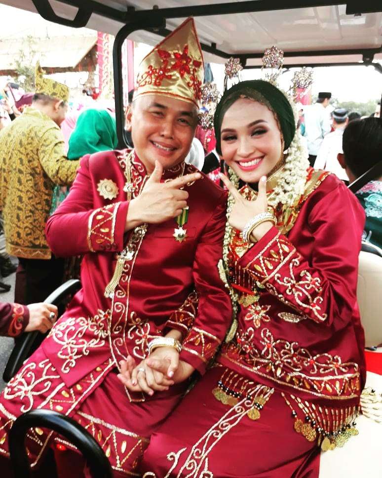 Mantan Suami Ussy Nikahi Gadis 19 Tahun Lebih Muda