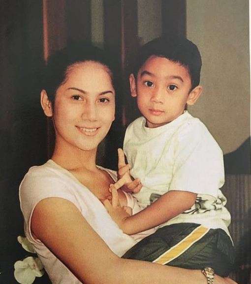 Potret Jadul 5 Seleb Tanah Air dengan Ibunda