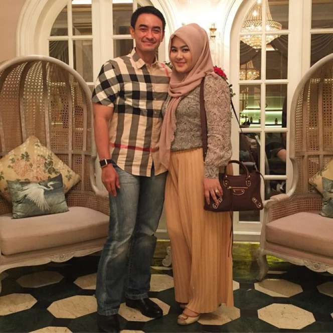 Gaya 4 Istri Pejabat Pakai Tas Mewah