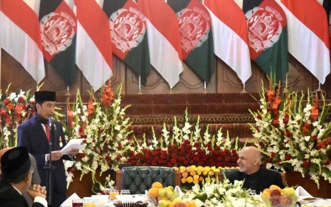 Kisah Lucu & Menegangkan Lawatan Jokowi ke Afganistan