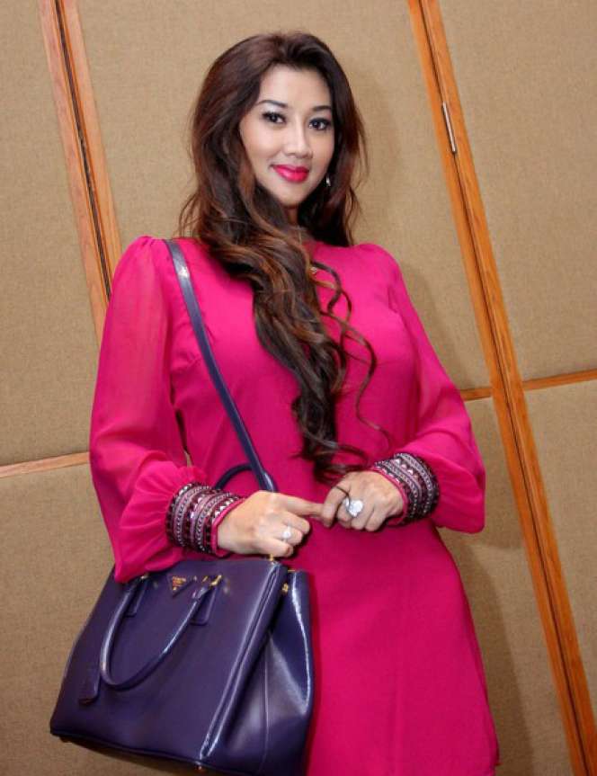 4 Artis Ini Bikin Luluh Hati Para Pria di Keluarga Cendana