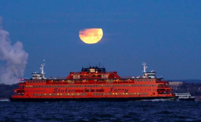 Penampakan Super Blue Blood Moon di Berbagai Belahan Dunia