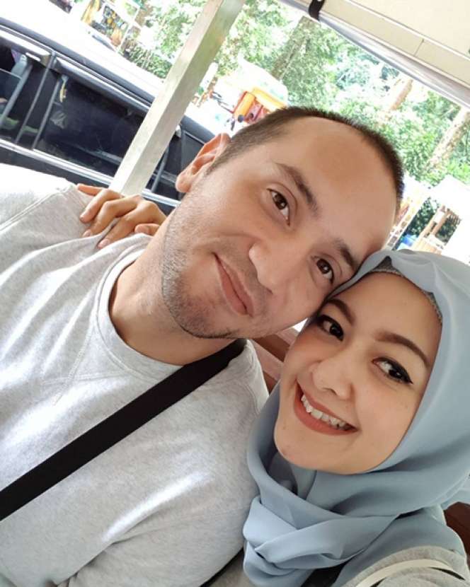 Batal Bercerai, 3 Pasangan Seleb Ini Semakin Mesra