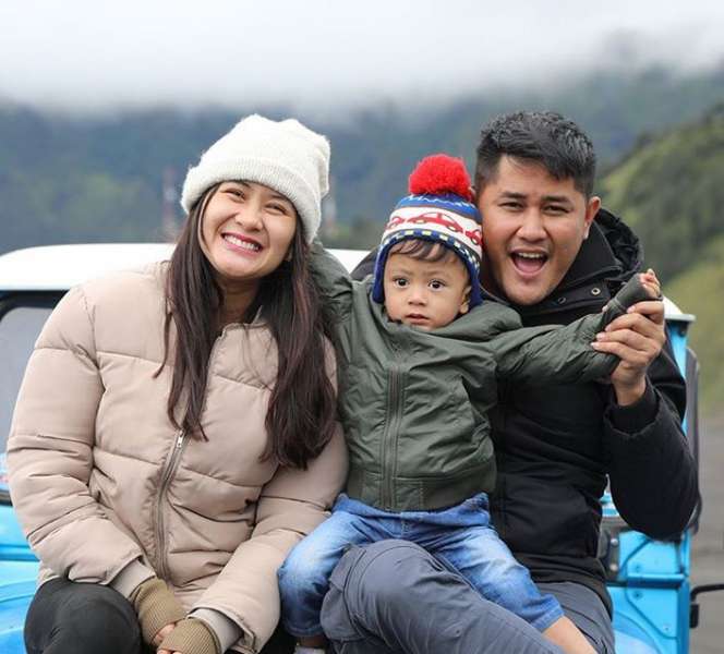 Bermula dari FTV, 5 Pasangan Seleb Ini Kini Jadi Suami Istri