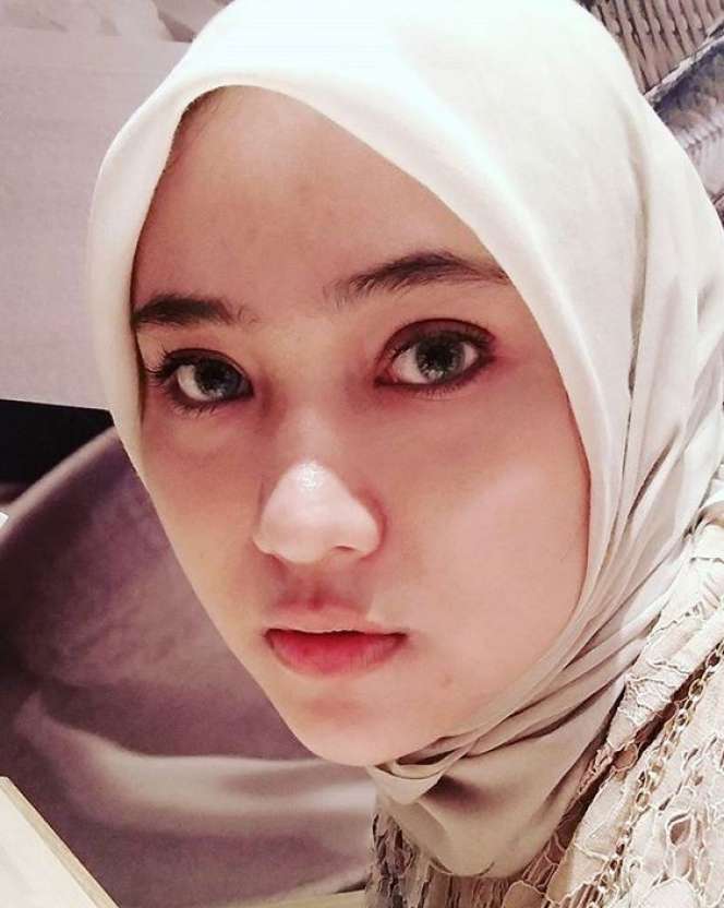 Satpam Berhijab Ini Ternyata Pernah Jadi Model
