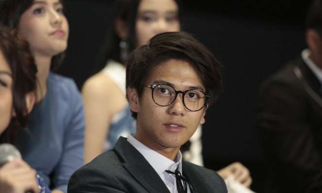 Transformasi Iqbaal 'Dilan' dari Imut Hingga Jadi Idola Gadis