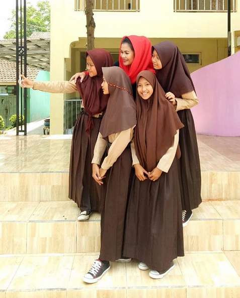 Ketika Puti Guntur Soekarno Jadi Rebutan Foto Groufie
