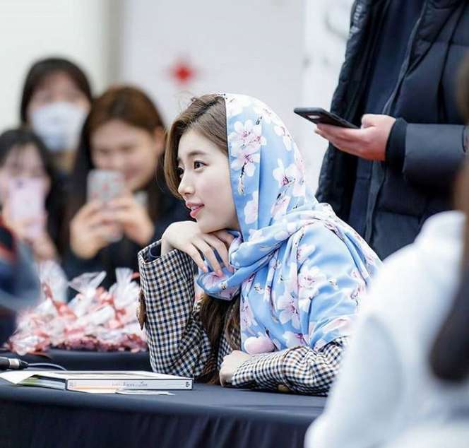 Bae Suzy, Aktris Korea Selatan Pakai Hijab dari Fans Indonesia