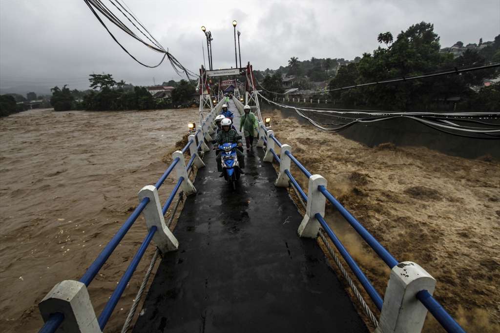 Katulampa Siaga Satu, Jakarta Waspada Banjir