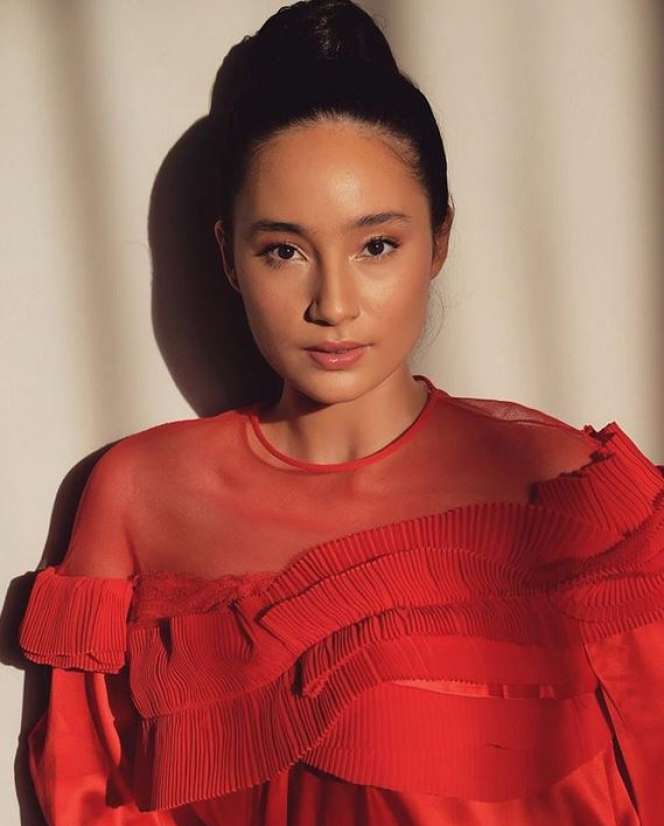 5 Artis Cantik Ini Tampil Memukau dengan Alis Natural