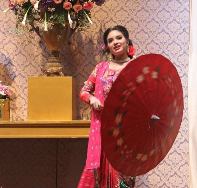 Warisi Darah Seni Keluarga, Putri Puti Soekarno Jago Nari