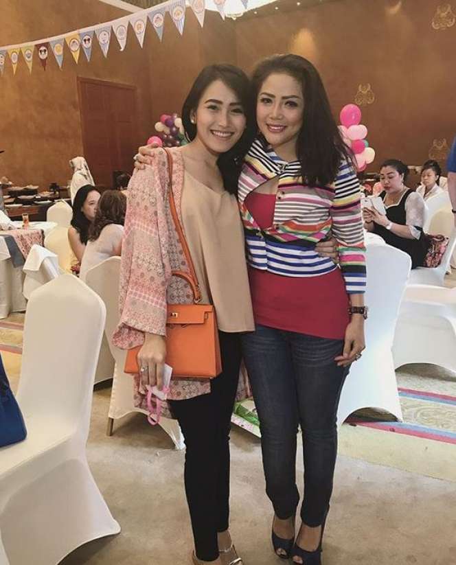 Gaya Penyanyi Dangdut Pakai Tas Hermes Hingga Miliaran Rupiah
